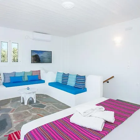 Feriehus Aspra Chomata Karystos (Evia)