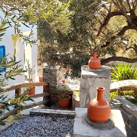 Aspra Chomata Κάρυστος