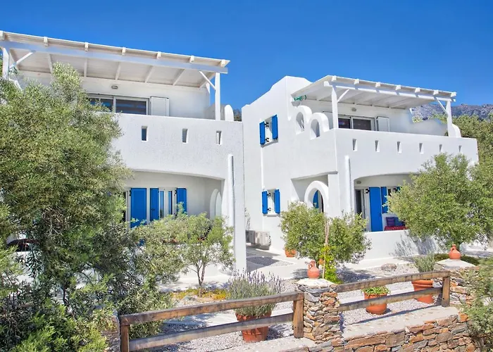 Aspra Chomata Karystos (Evia)